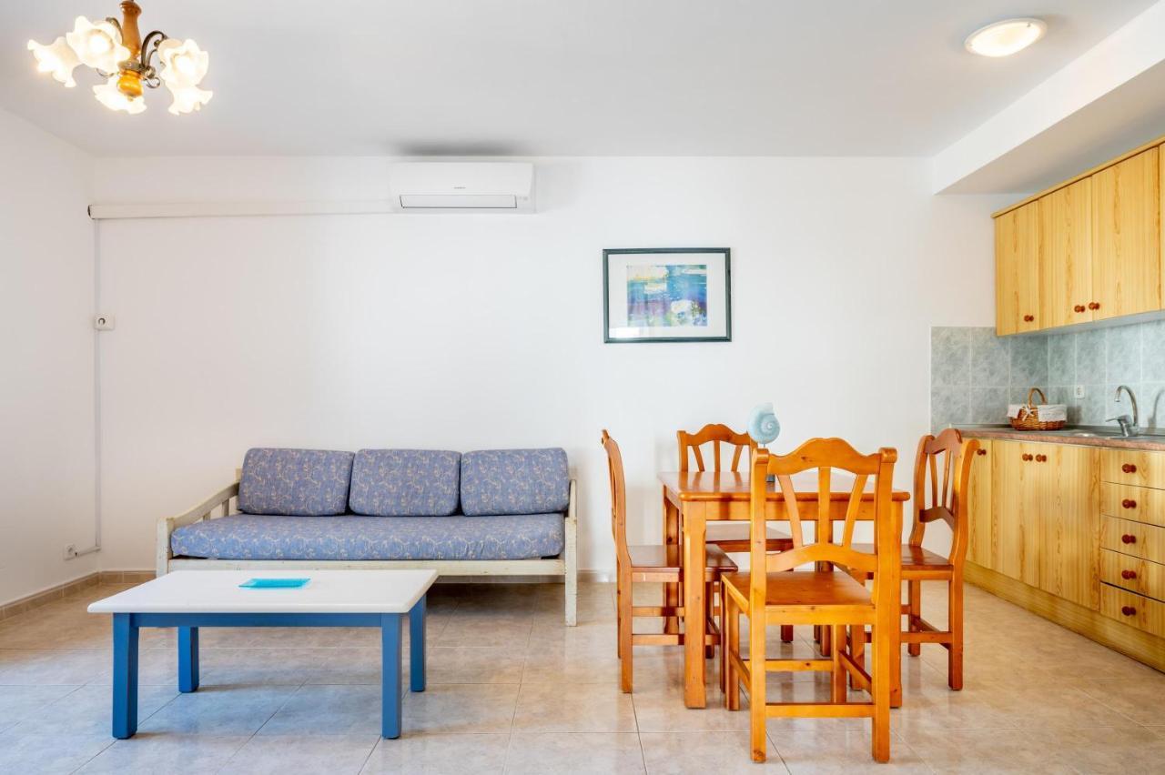 Apartamentos Karin 1ºa Cala D´Or Dış mekan fotoğraf