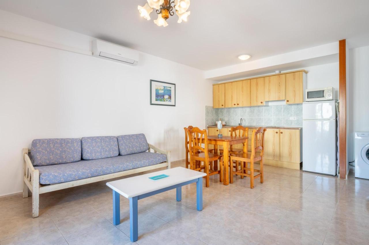 Apartamentos Karin 1ºa Cala D´Or Dış mekan fotoğraf